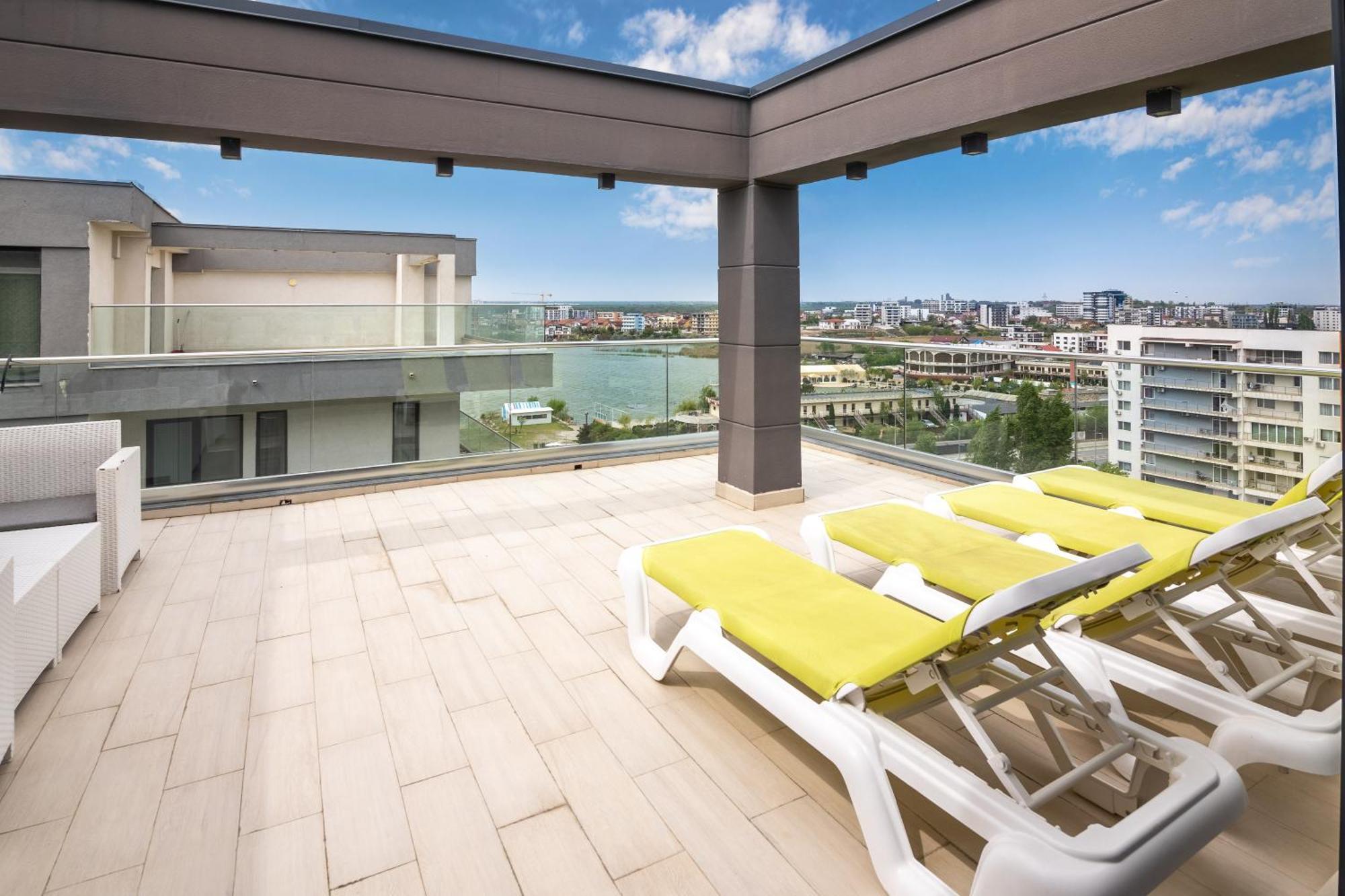 Miramare Residence Aparthotel Неводарі Екстер'єр фото