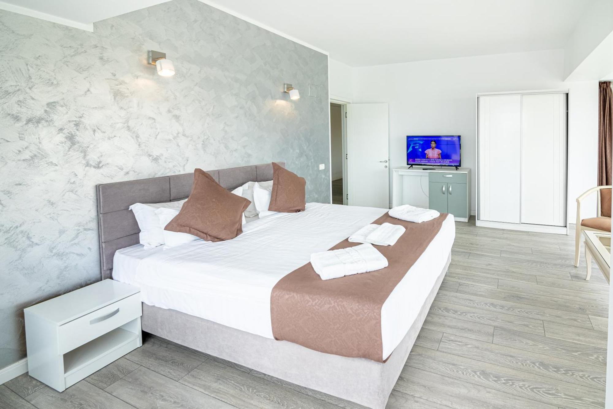 Miramare Residence Aparthotel Неводарі Екстер'єр фото