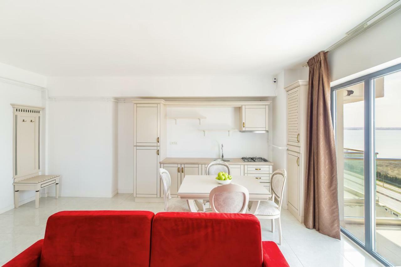Miramare Residence Aparthotel Неводарі Екстер'єр фото